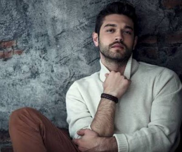 Фуркан Андыч