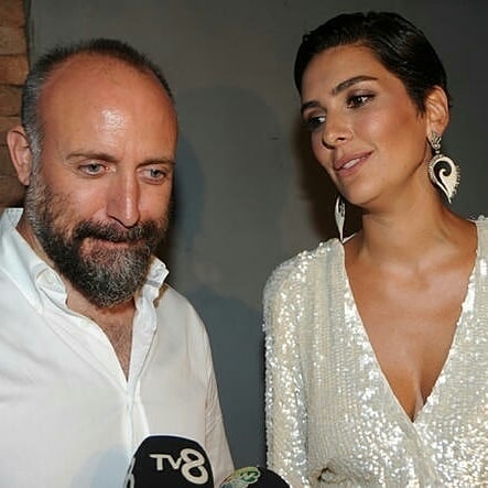 Халит Эргенч и Бергюзар Корель