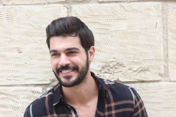 Толга Менди