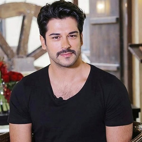 Бурак Озчивит