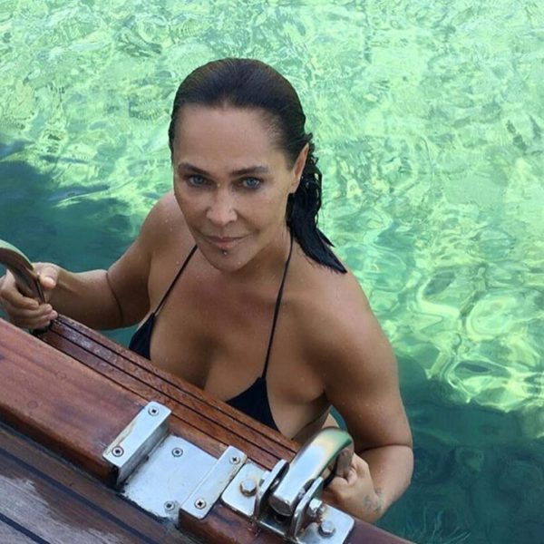 Хулия Авшар