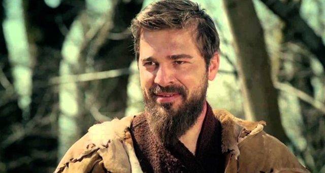 Энгин Алтан Дюзьятан,