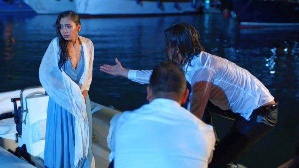 сериал Черная любовь