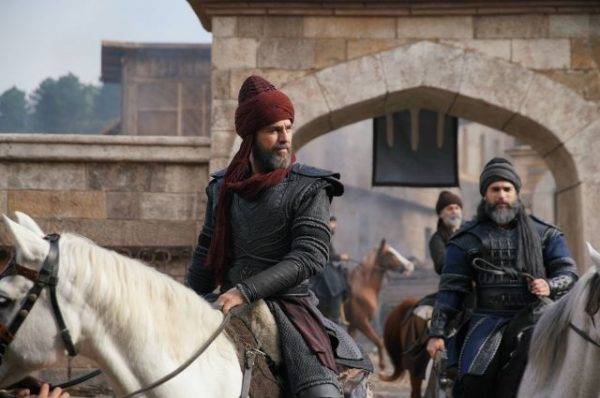 Возрождение Эртугрул