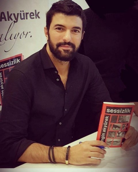 Энгин Акюрек