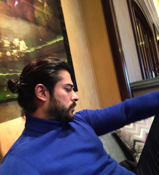 Бурак Озчивит