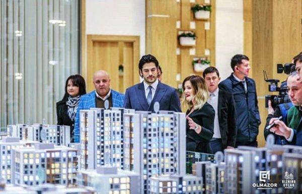 Бурак Озчивит