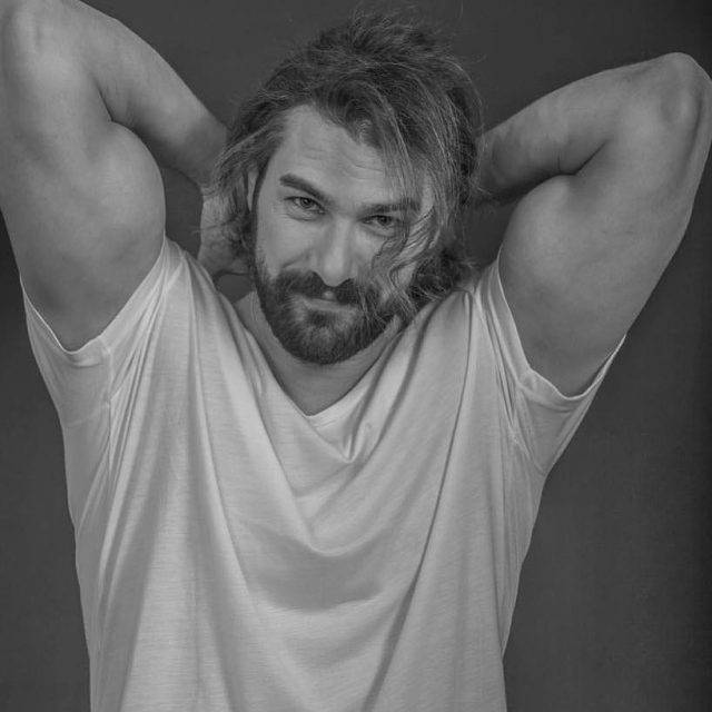 Фуркан Палалы против Джана Ямана? Турецкие Сериалы. Teammy