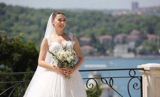 Любовь напоказ