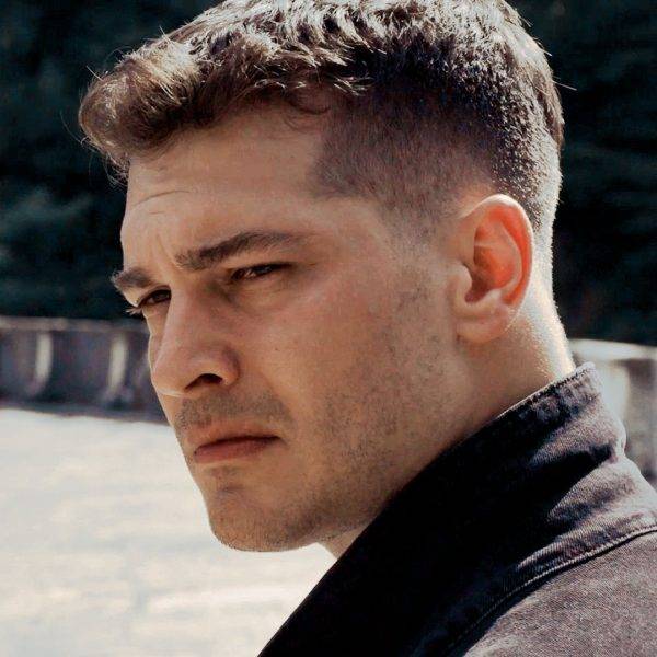 сериал Защитник