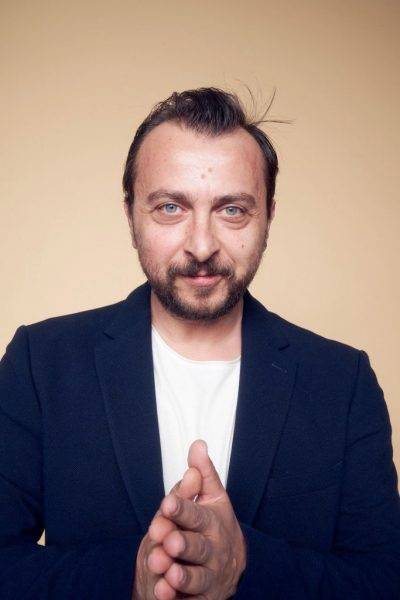 Али Атай