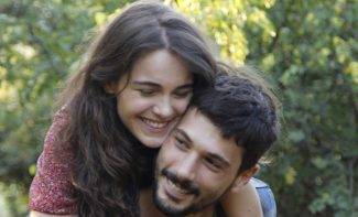 Любовь заставляет плакать