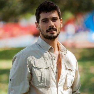 Любовь заставляет плакать