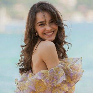 Любовь заставляет плакать