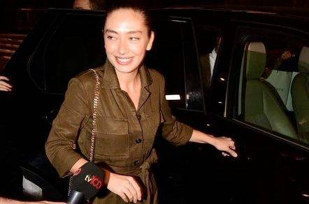 Неслихан Атагюль