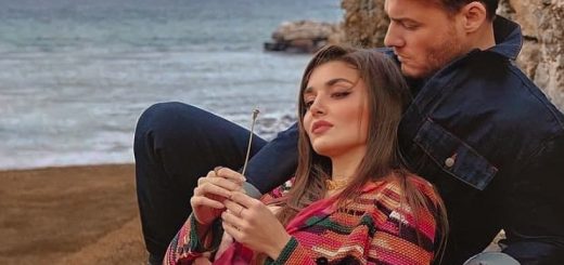 Керем Бюрсин и Ханде Эрчел