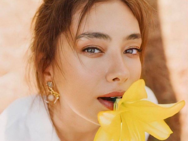 Неслихан Атагюль