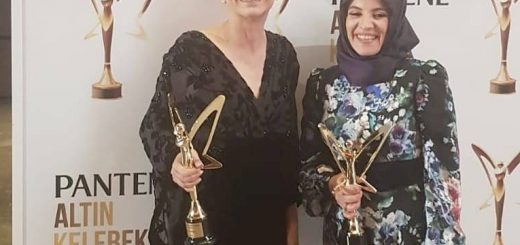 Айше Ферда Эрылмаз и Седеф Нехир Эрдем