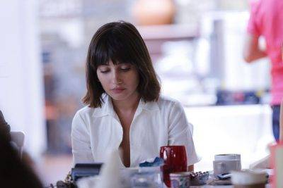 Чужая / El Kizi