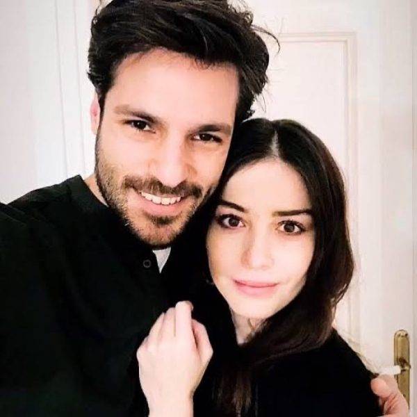 Озге Гюрель и Серкан Чайоглу