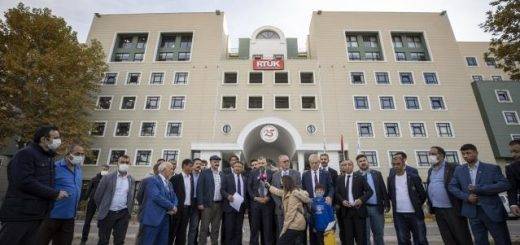 Три куруша / Üç Kuruş