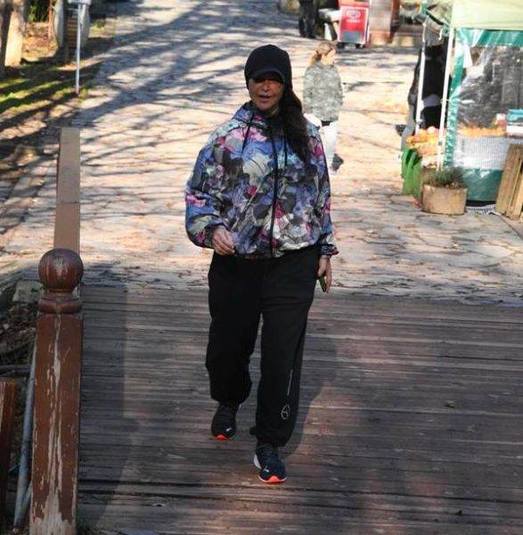 Хулия Авшар