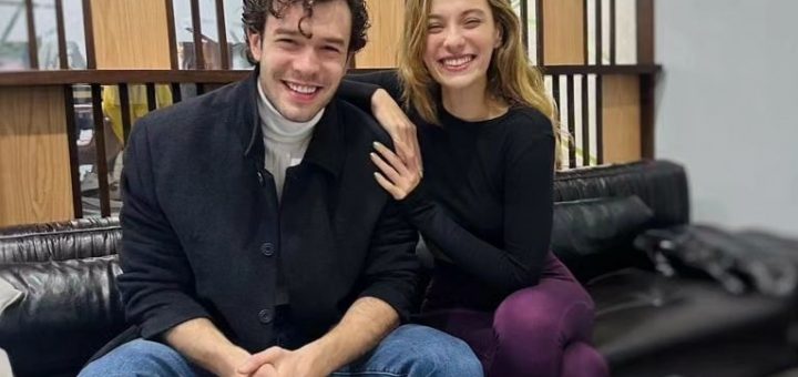 Айтач Шашмаз и Сумейе Айдоган