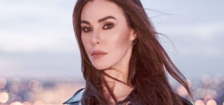 Дефне Самьели