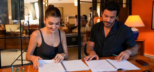 Барыш Ардуч и Ханде Эрчел