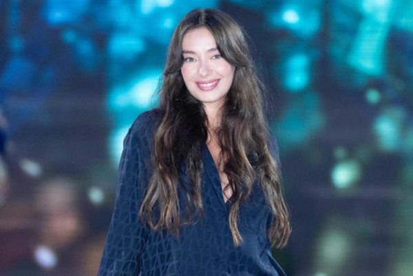 Неслихан Атагюль